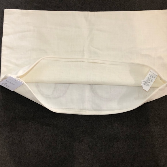 Pottery Barn Winter Peace Lumbar Pillow Cover - Picture 8 of 10